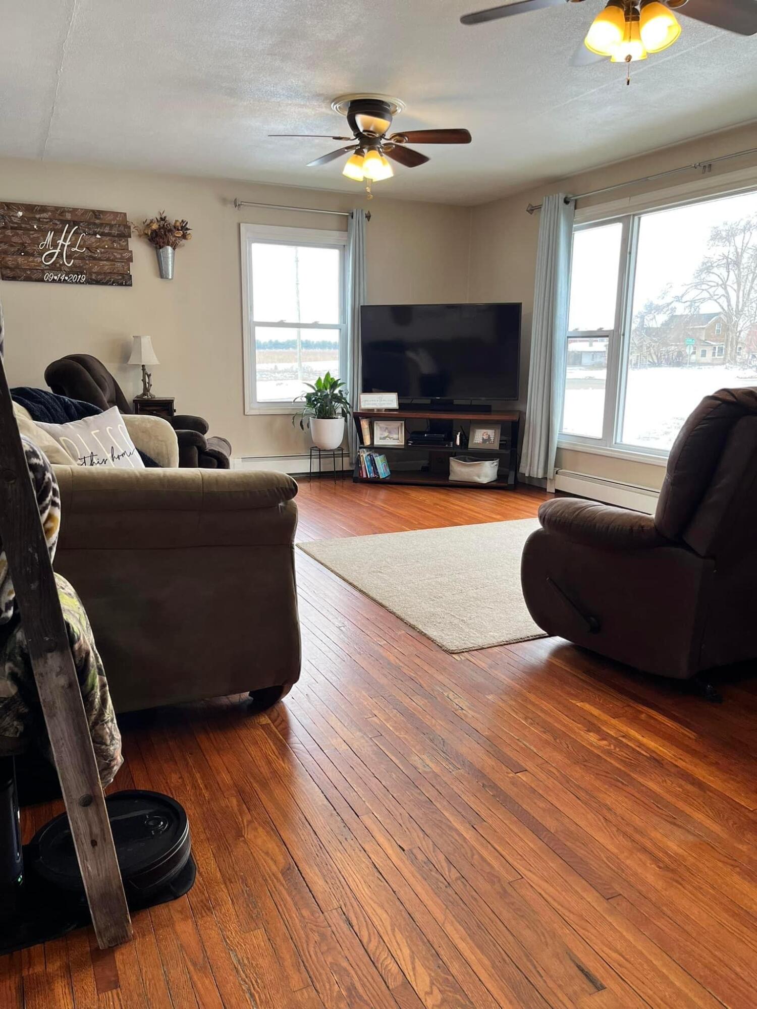 697 South Snow Prairie Road Bronson, MI 49028 - Photo 5 of 20 525B825B-B745-4C08-A5F9-B7988864C672