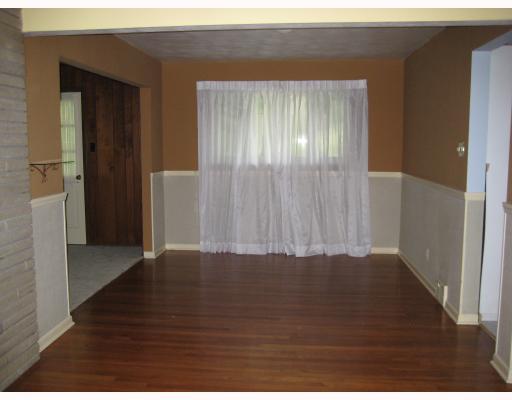 1485 Cavitt Road Monroeville, PA 15146 - Photo 3 of 18 Dining Room.