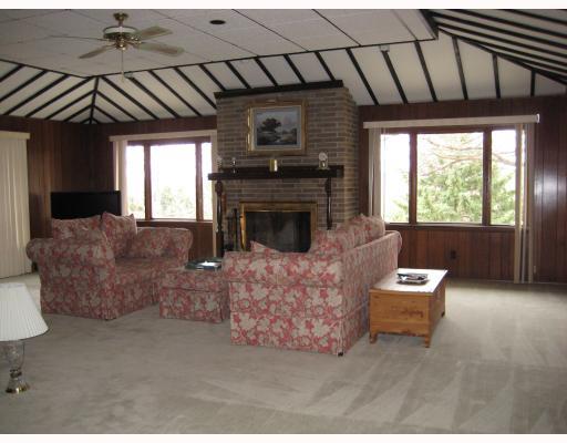 1485 Cavitt Road Monroeville, PA 15146 - Photo 6 of 18 Den/Family/Great Room.