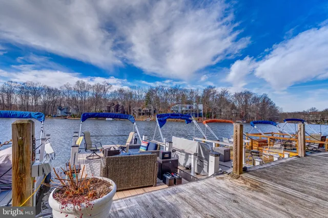 a view of a building with sitting area