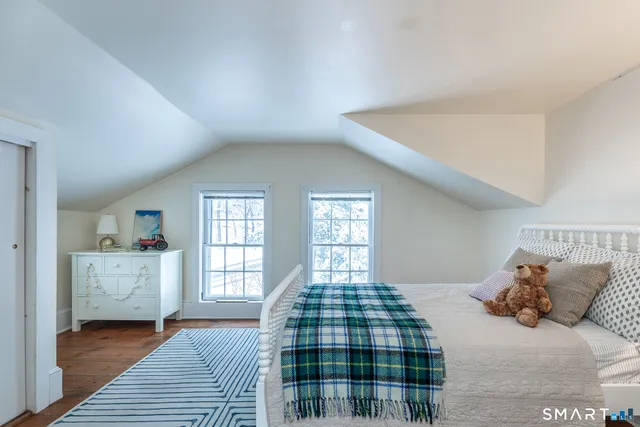 $950,000 | 9 Jewell Street, Cornwall, CT 06754