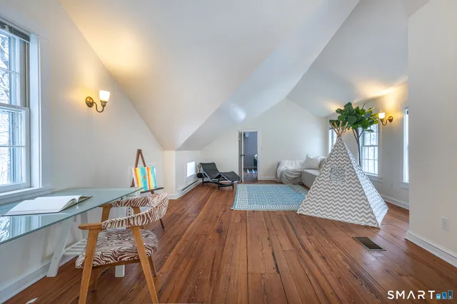 $950,000 | 9 Jewell Street, Cornwall, CT 06754