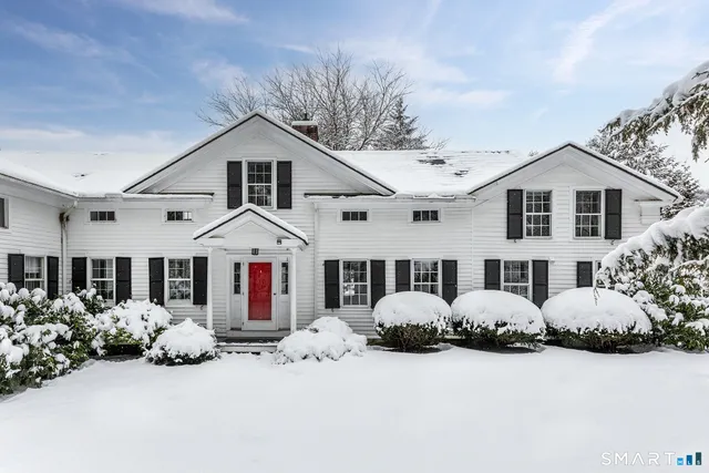 $950,000 | 9 Jewell Street, Cornwall, CT 06754