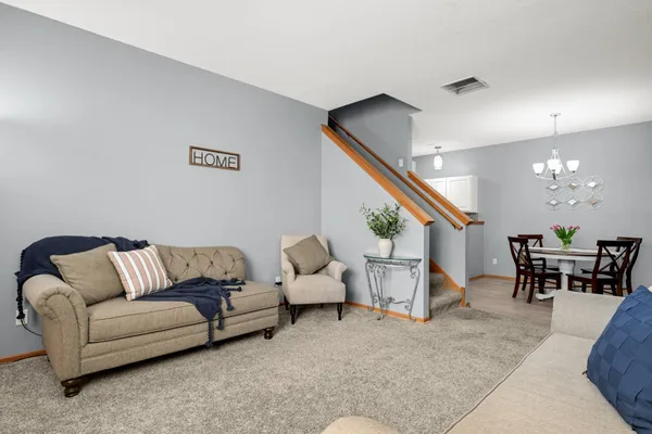 $290,000 | 1572 Countryside Drive, Shakopee, MN 55379