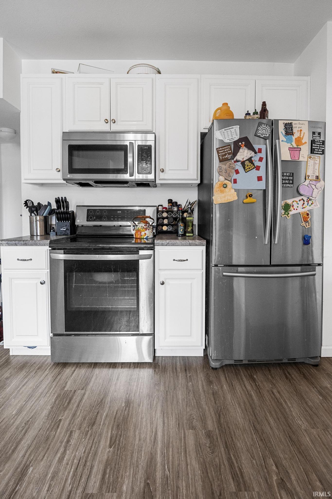 891 Giesler Road Jasper, IN 47546 - Photo 2 of 27