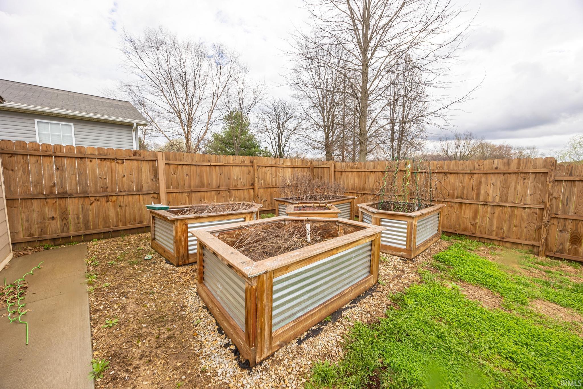 891 Giesler Road Jasper, IN 47546 - Photo 24 of 27