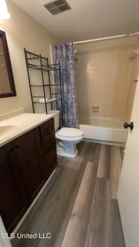 $1,625 | 332 Lakebend Drive, Brandon, MS 39042