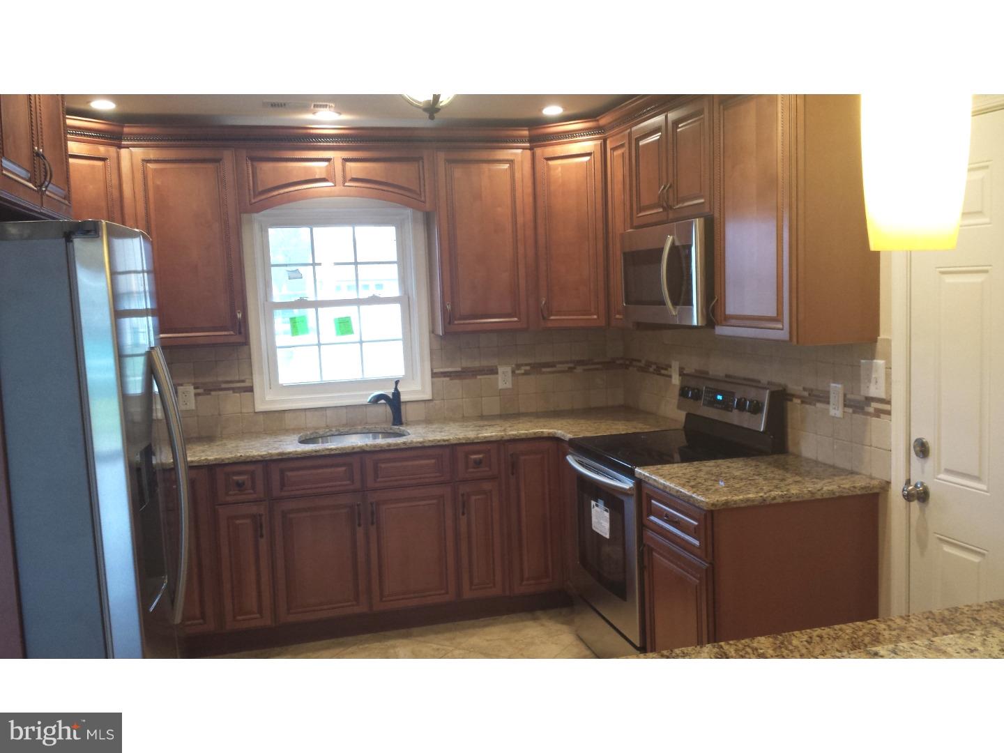 61 Homestead Road Levittown, PA 19056 - Photo 8 of 25 Gallery Image 8