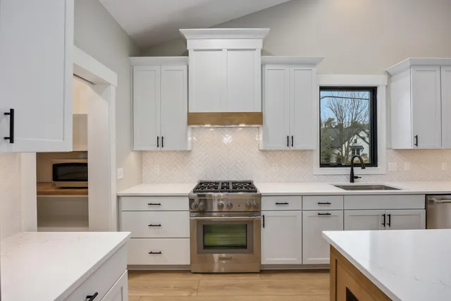 $929,525 | 7732 Fase Street Southeast, Unit LOT 7, Ada, MI 49301