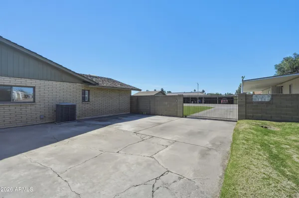 $899,000 | 2042 North Center Street, Mesa, AZ 85201