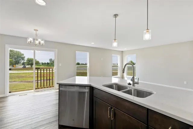 $341,907 | 41 Fairmount Grv Drive, St. Peters, MO 63376