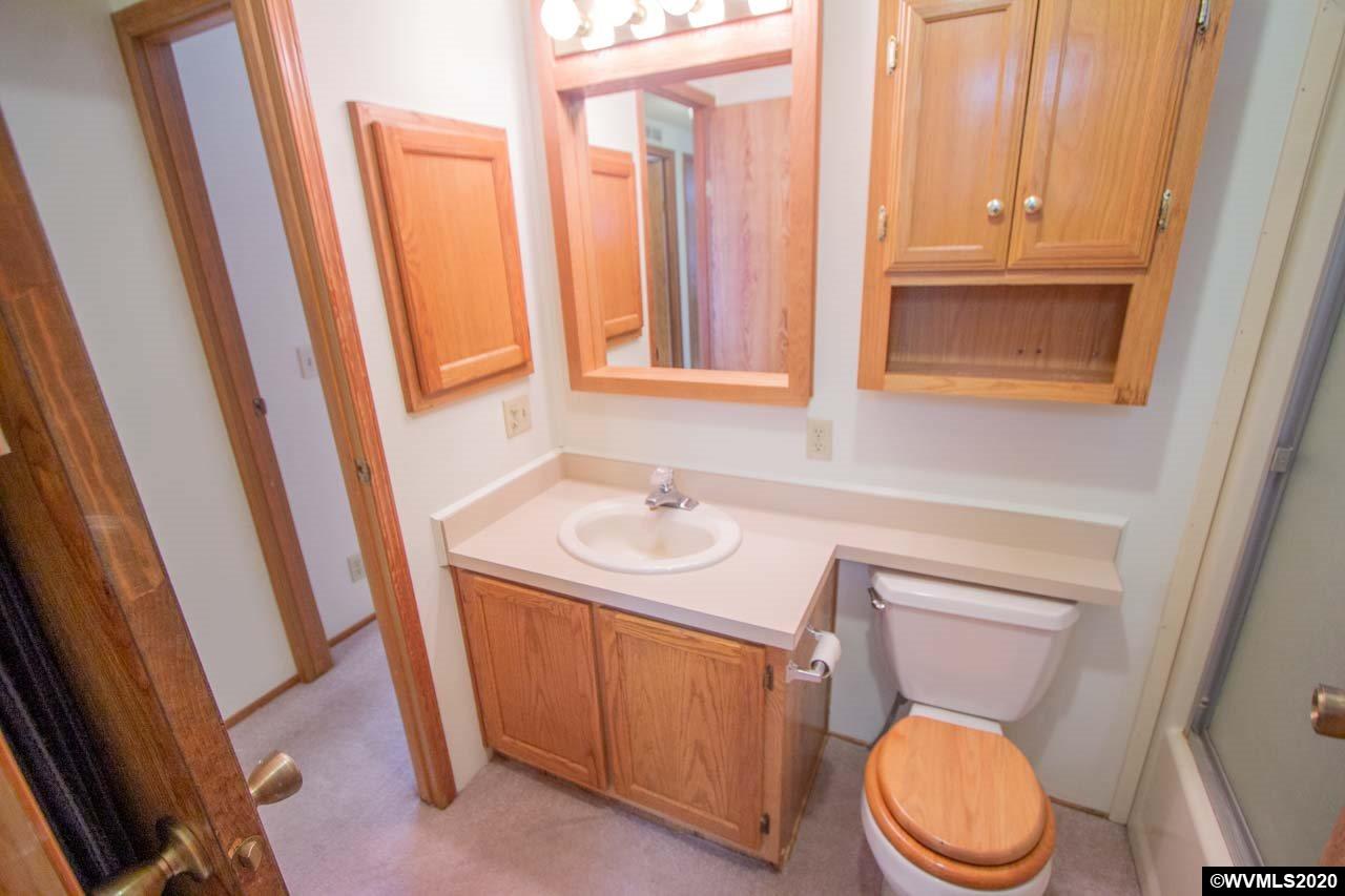 33125 White Oak Road, Unit 11 Corvallis, OR 97333 - Photo 16 of 23