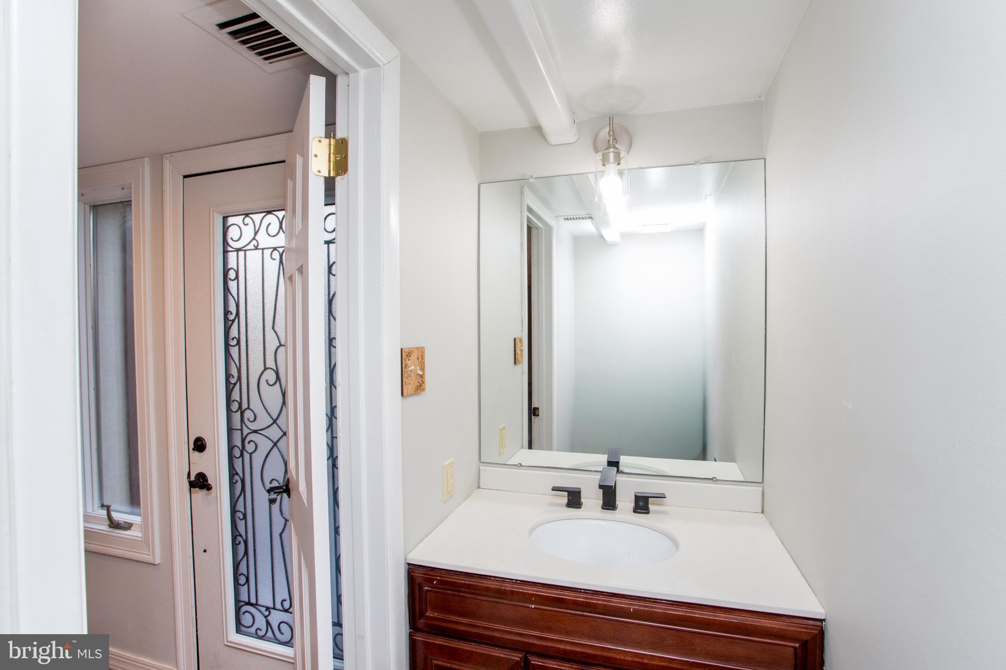 17 Eden Roc New Hope, PA 18938 - Photo 15 of 27 First floor half bath