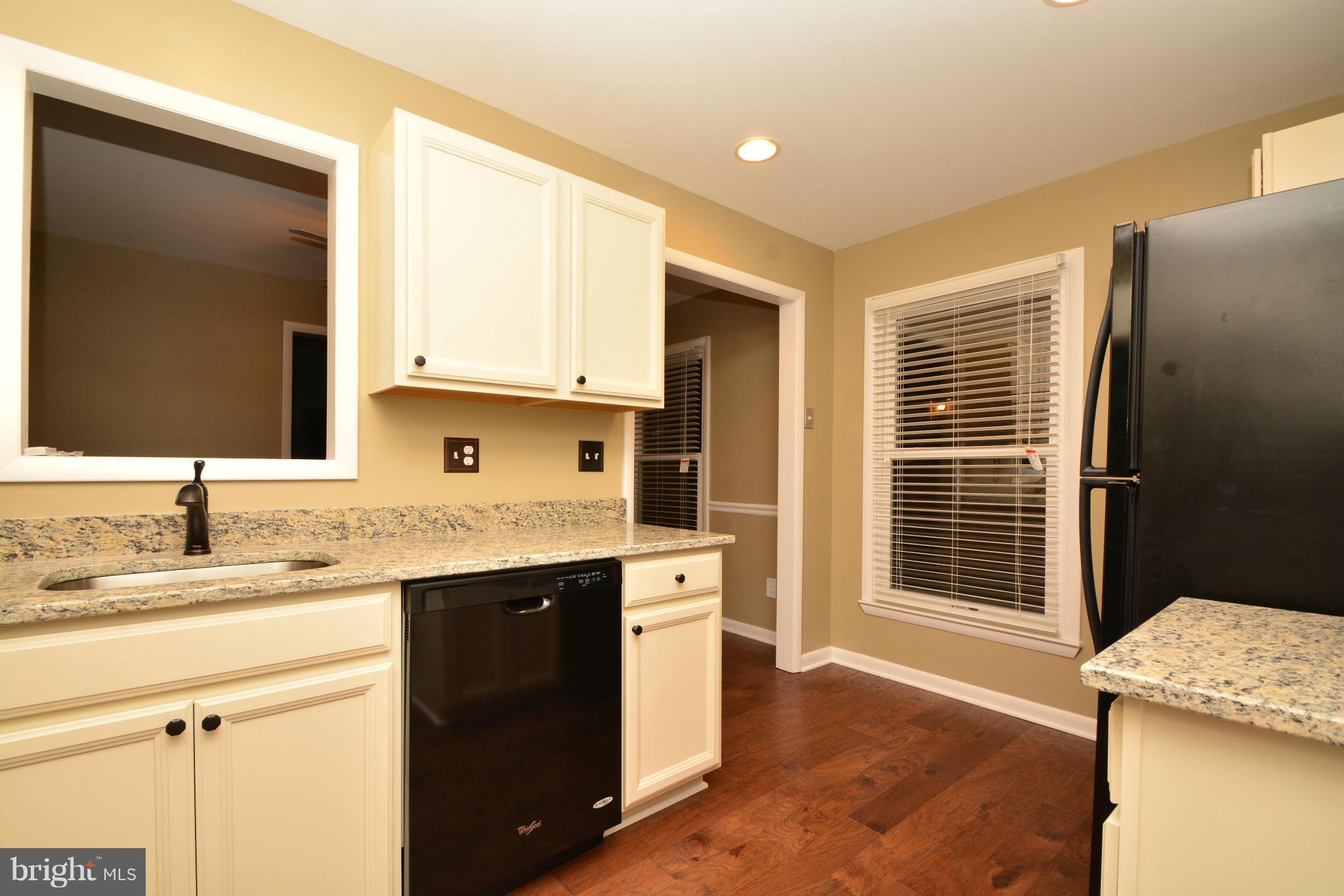 20 Colleton Court Baltimore, MD 21236 - Photo 11 of 24 Kitchen