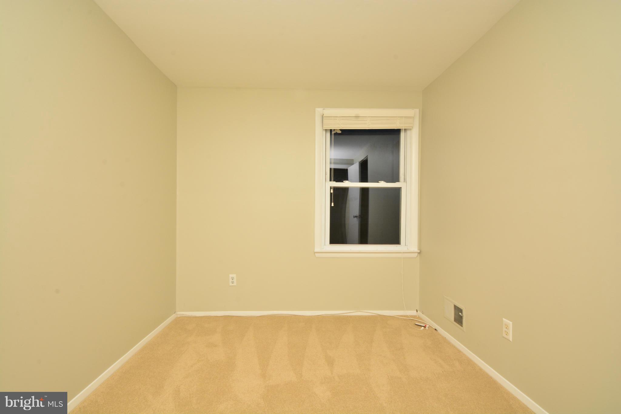 20 Colleton Court Baltimore, MD 21236 - Photo 18 of 24 Bedroom