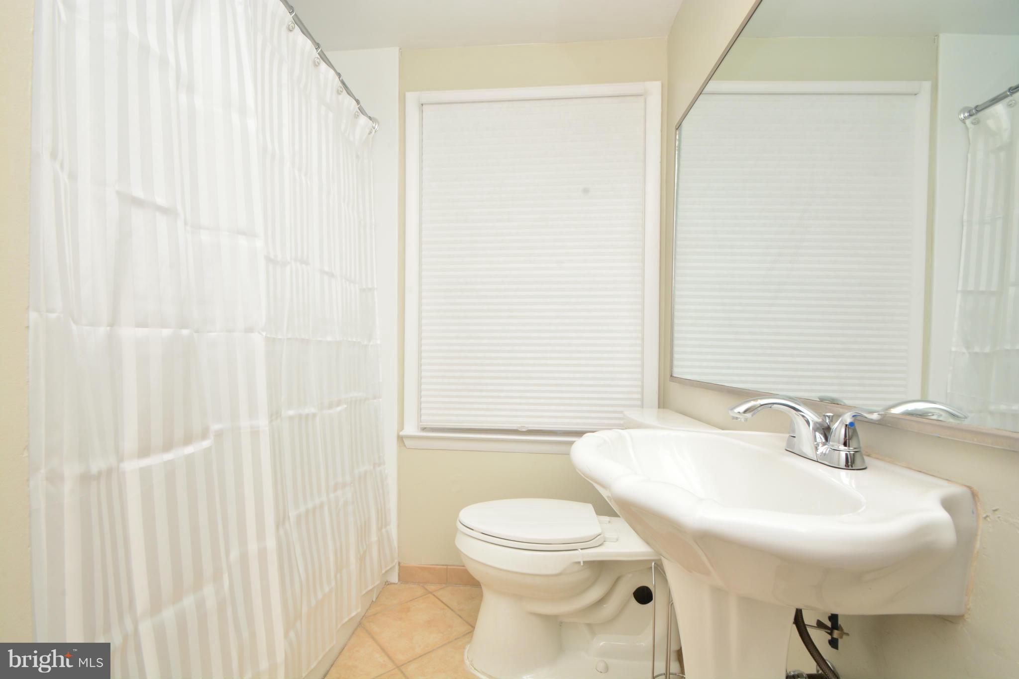20 Colleton Court Baltimore, MD 21236 - Photo 19 of 24 Bath (Master)