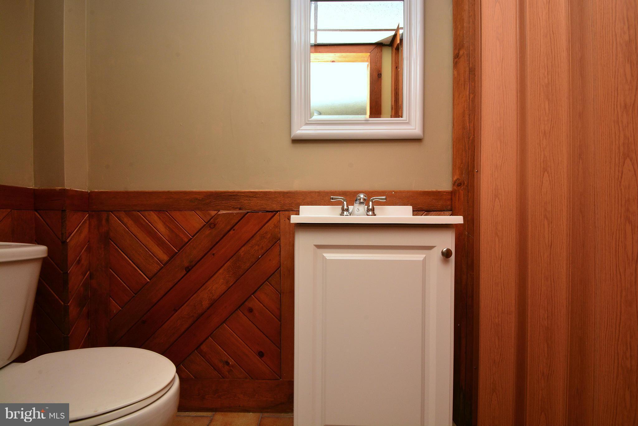 20 Colleton Court Baltimore, MD 21236 - Photo 24 of 24 Bath