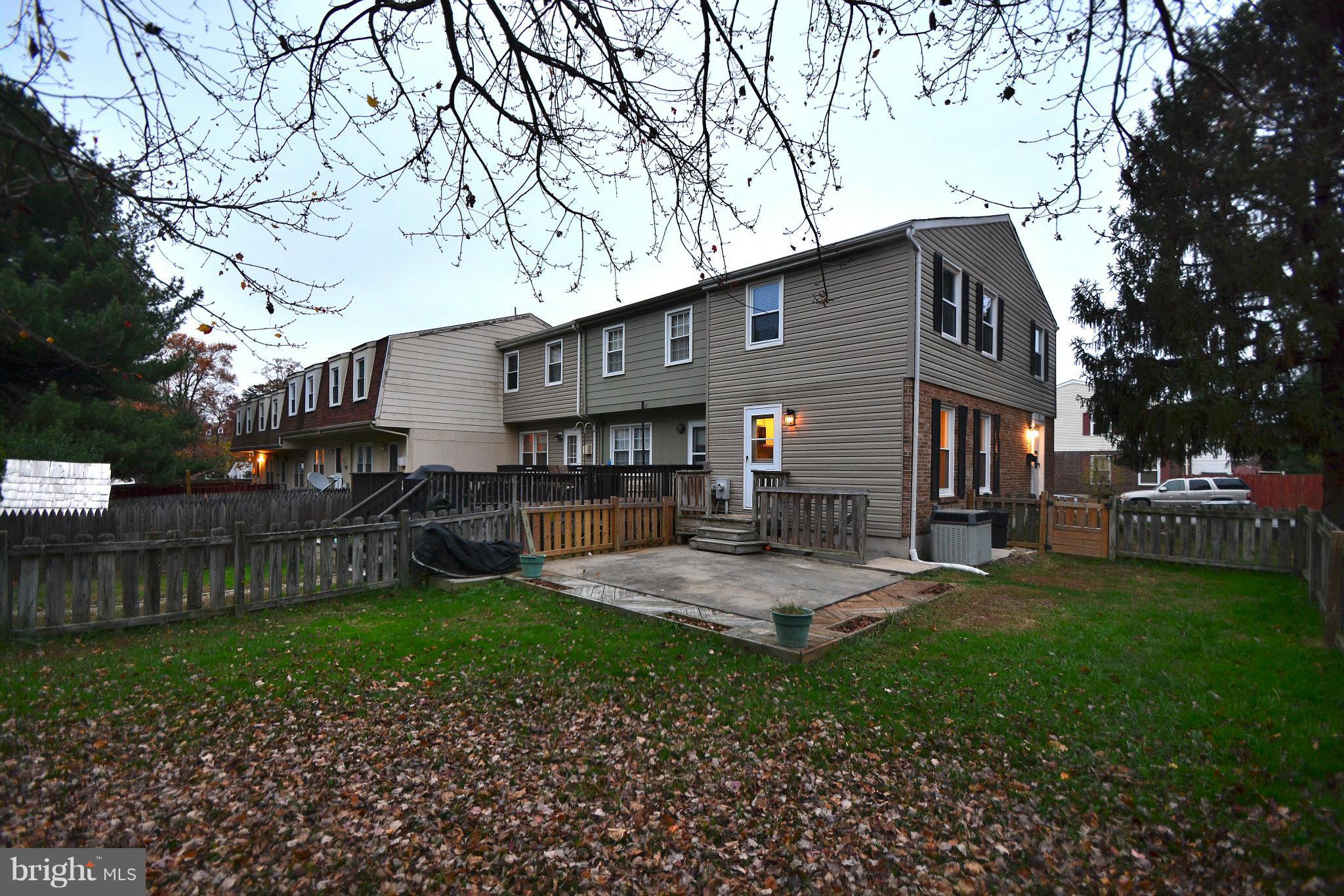 Exterior (Rear)