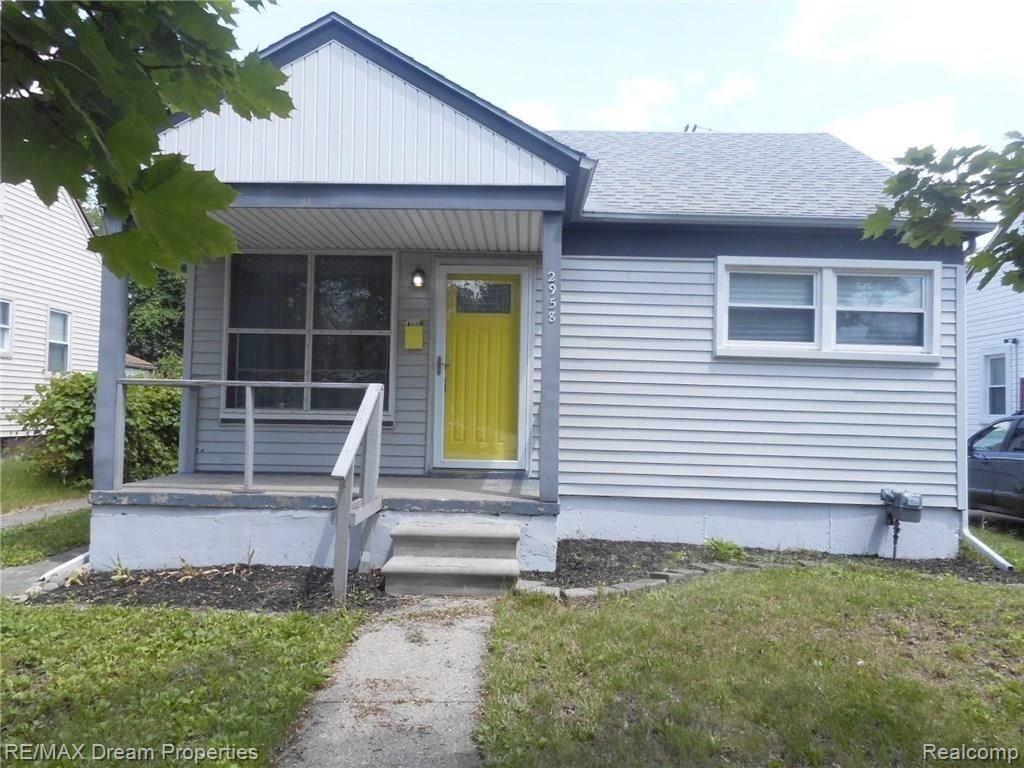 2958 Greenfield Road Berkley, MI 48072 - Photo 1 of 33 01.jpg