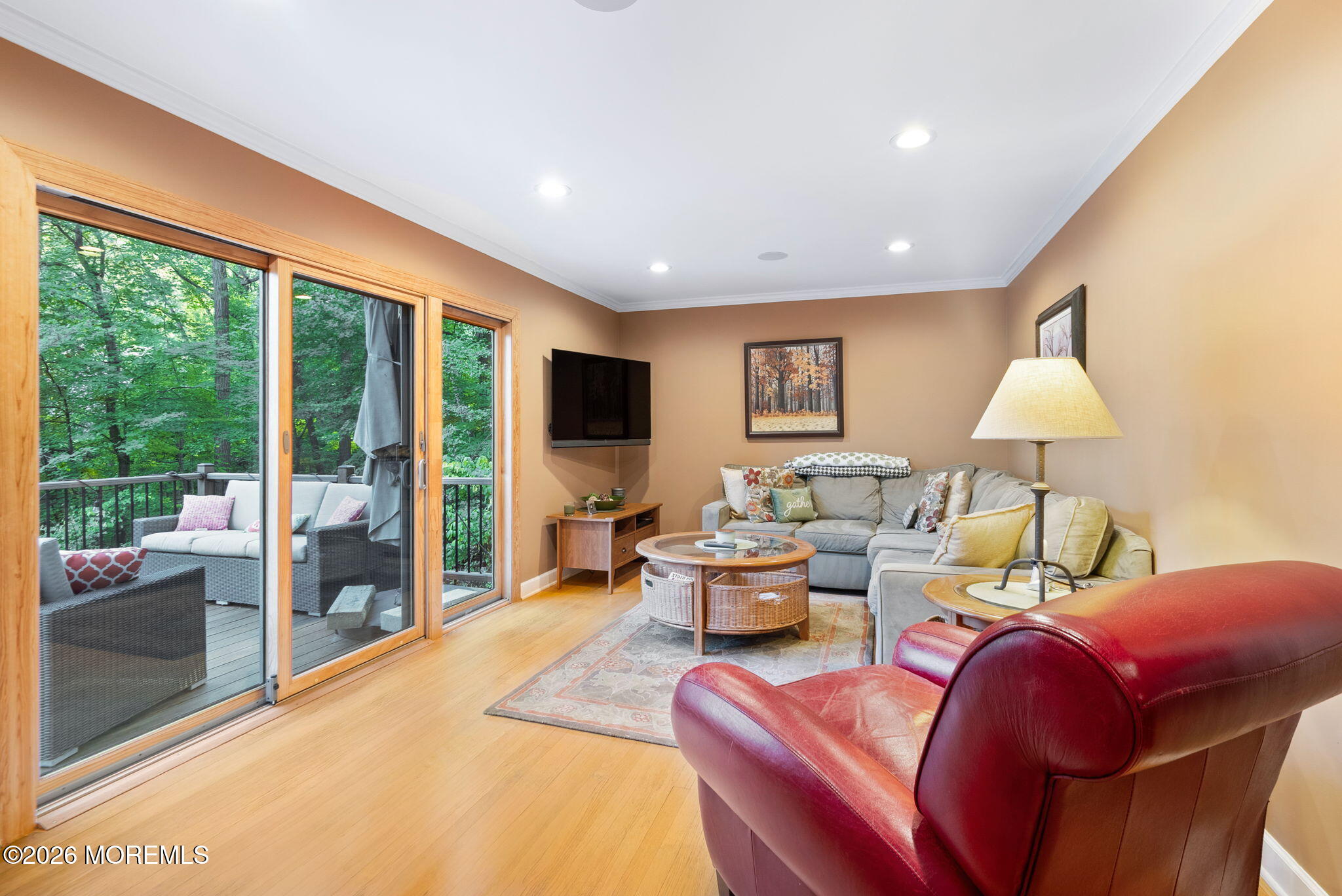 21 Stoney Brook Road Holmdel, NJ 07733 - Photo 12 of 40 10-web-or-mls-21stoneyretouch-2