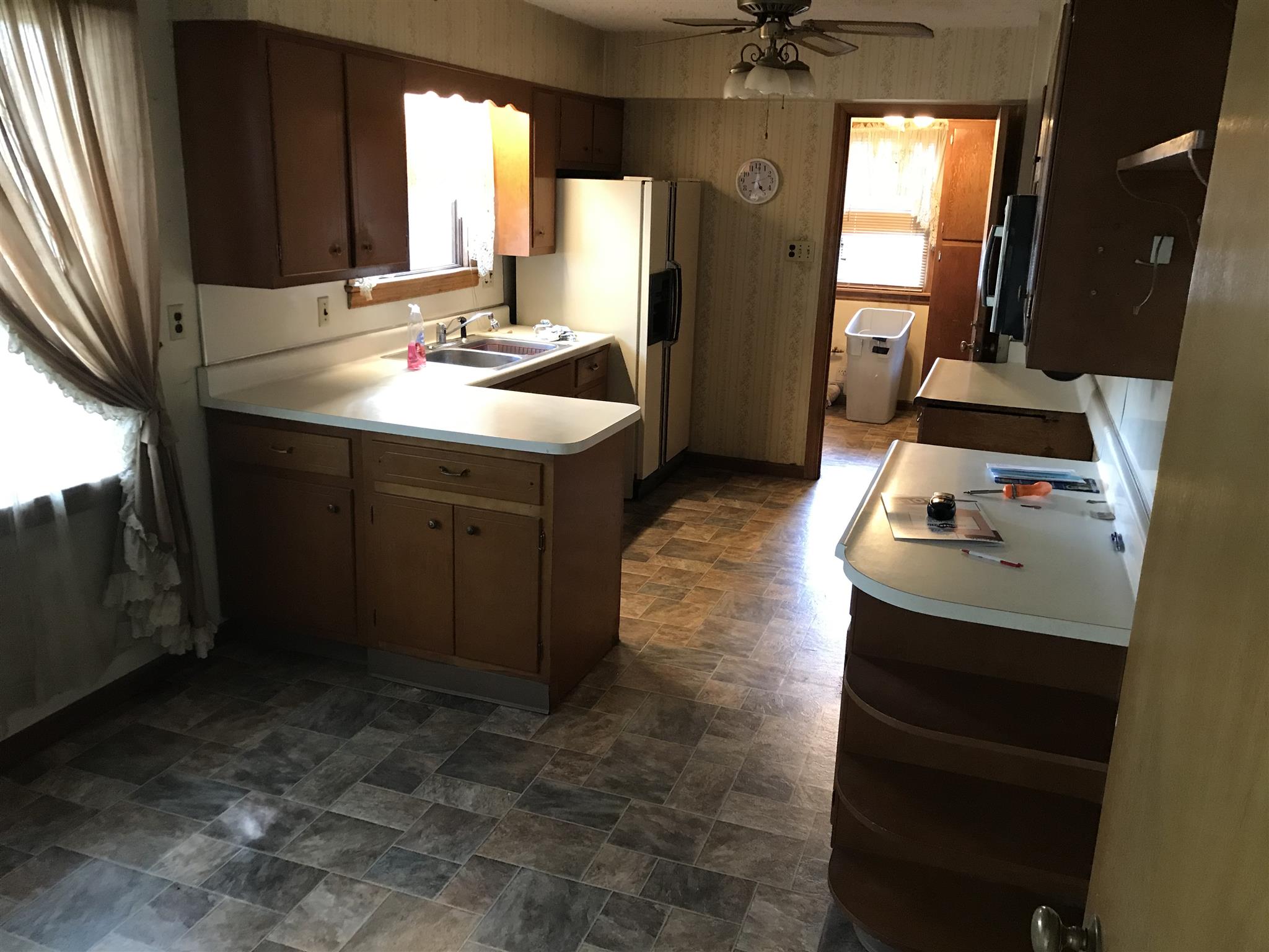 220 Limberlost Trail Decatur, IN 46733 - Photo 6 of 17