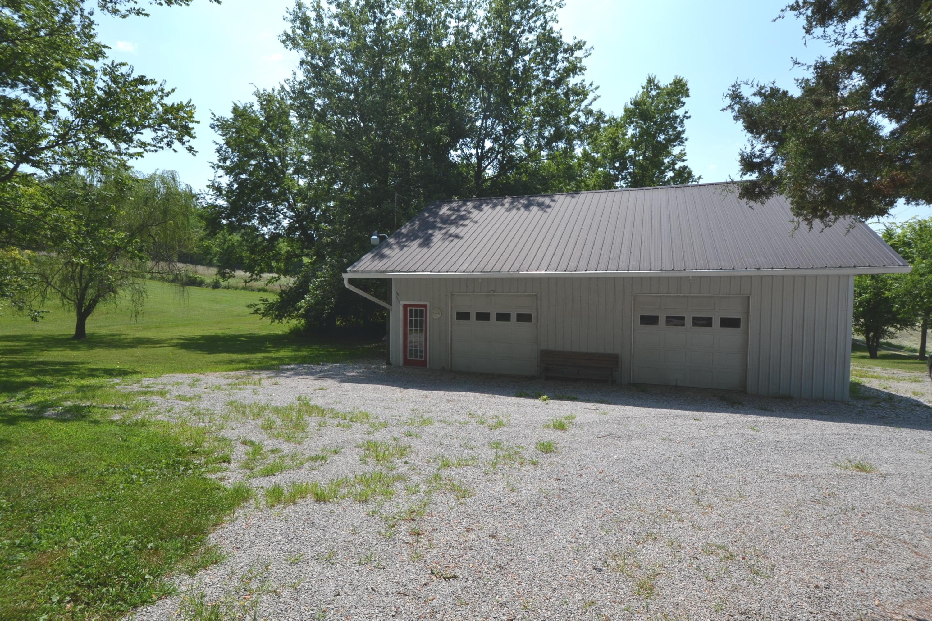 1953 Perryville Road Harrodsburg, KY 40330 - Photo 4 of 15 DSC_0042