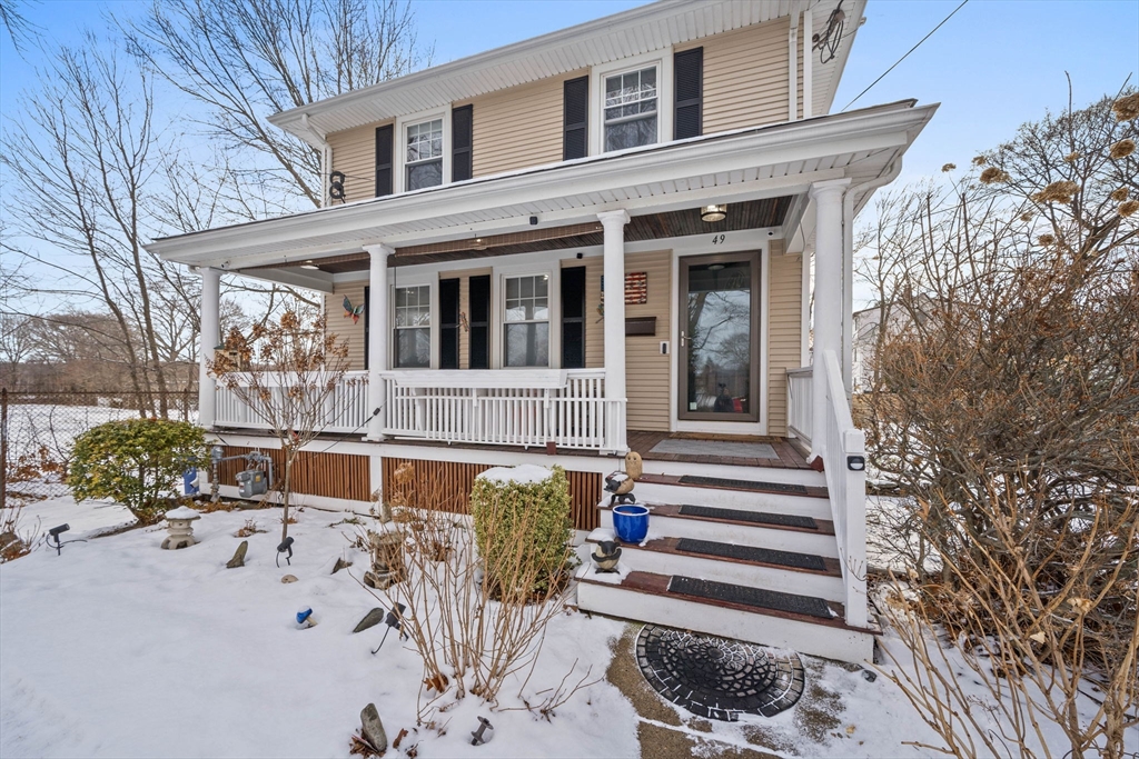 49 Wynot Road Braintree, MA 02184 - Photo 2 of 17 Gallery Image 2