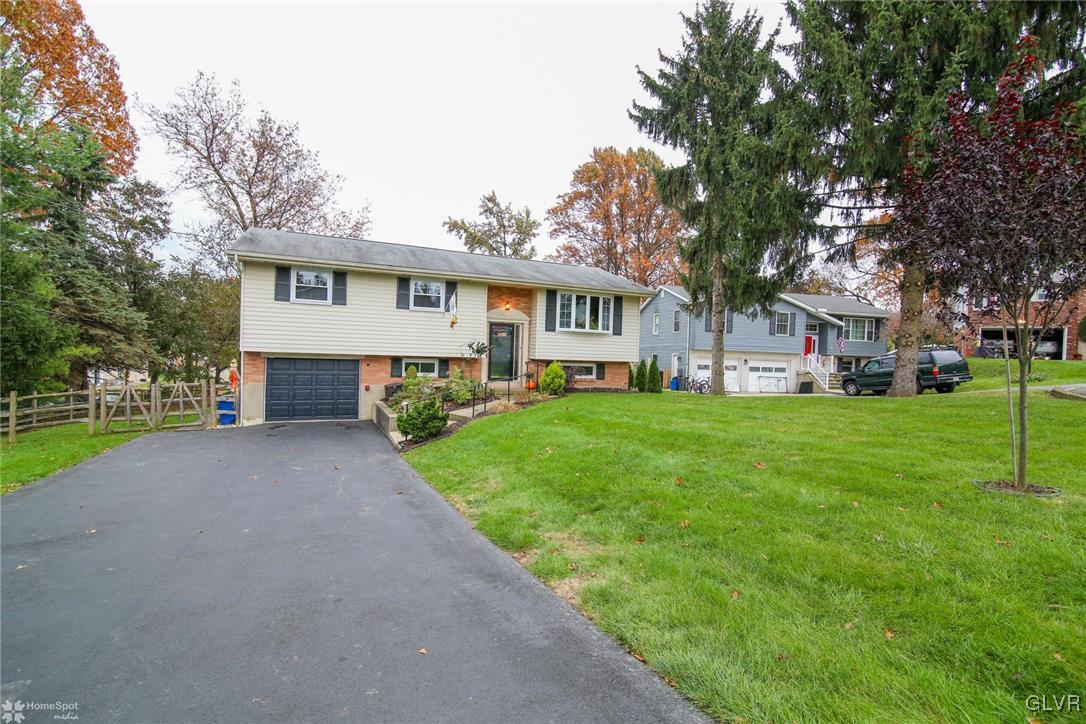 1415 Winston Circle Bethlehem, PA 18017 - Photo 3 of 31 Gallery Image 3