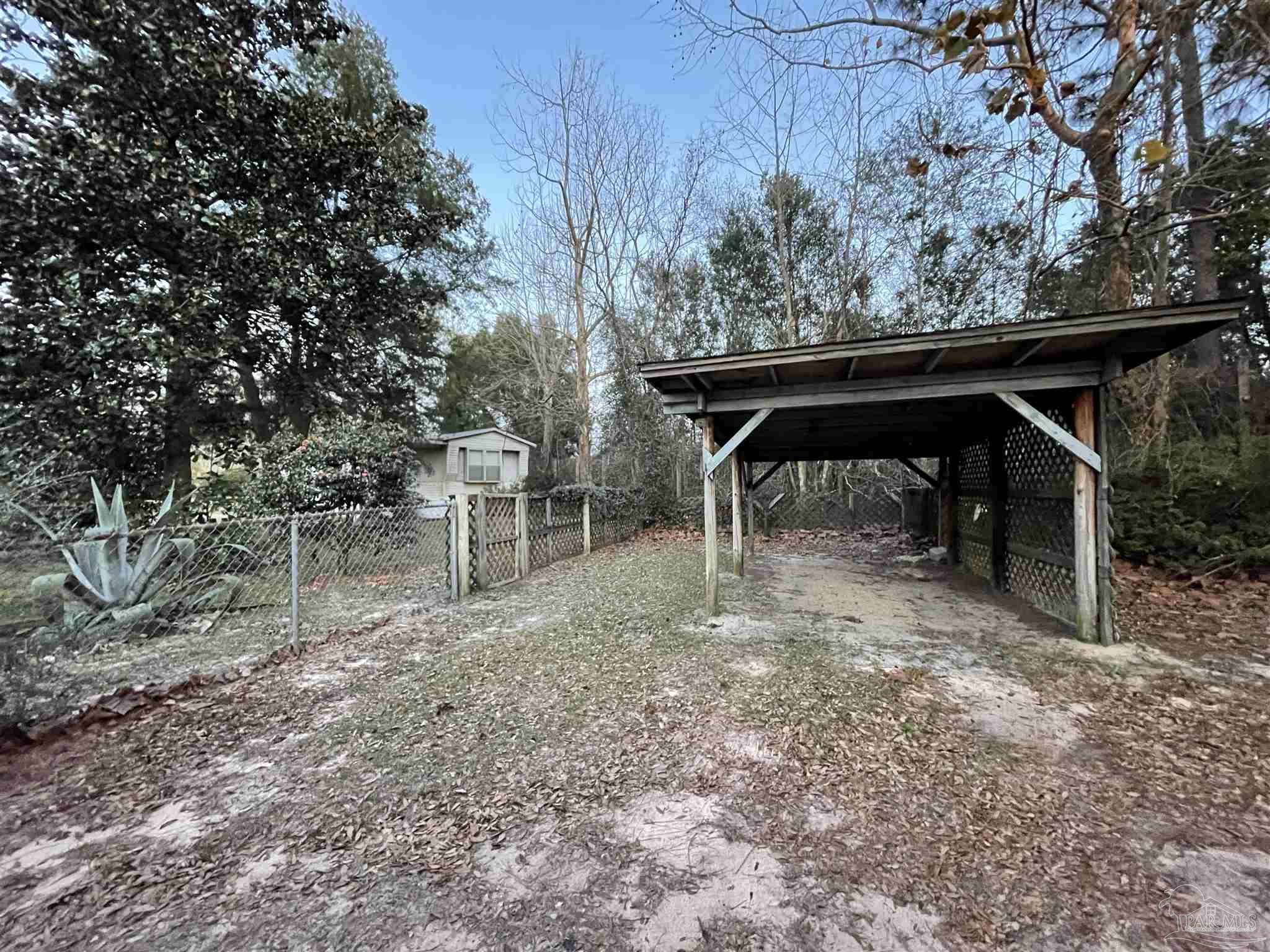 8393 Welcome Road Milton, FL 32583 - Photo 17 of 18 Gallery Image 17
