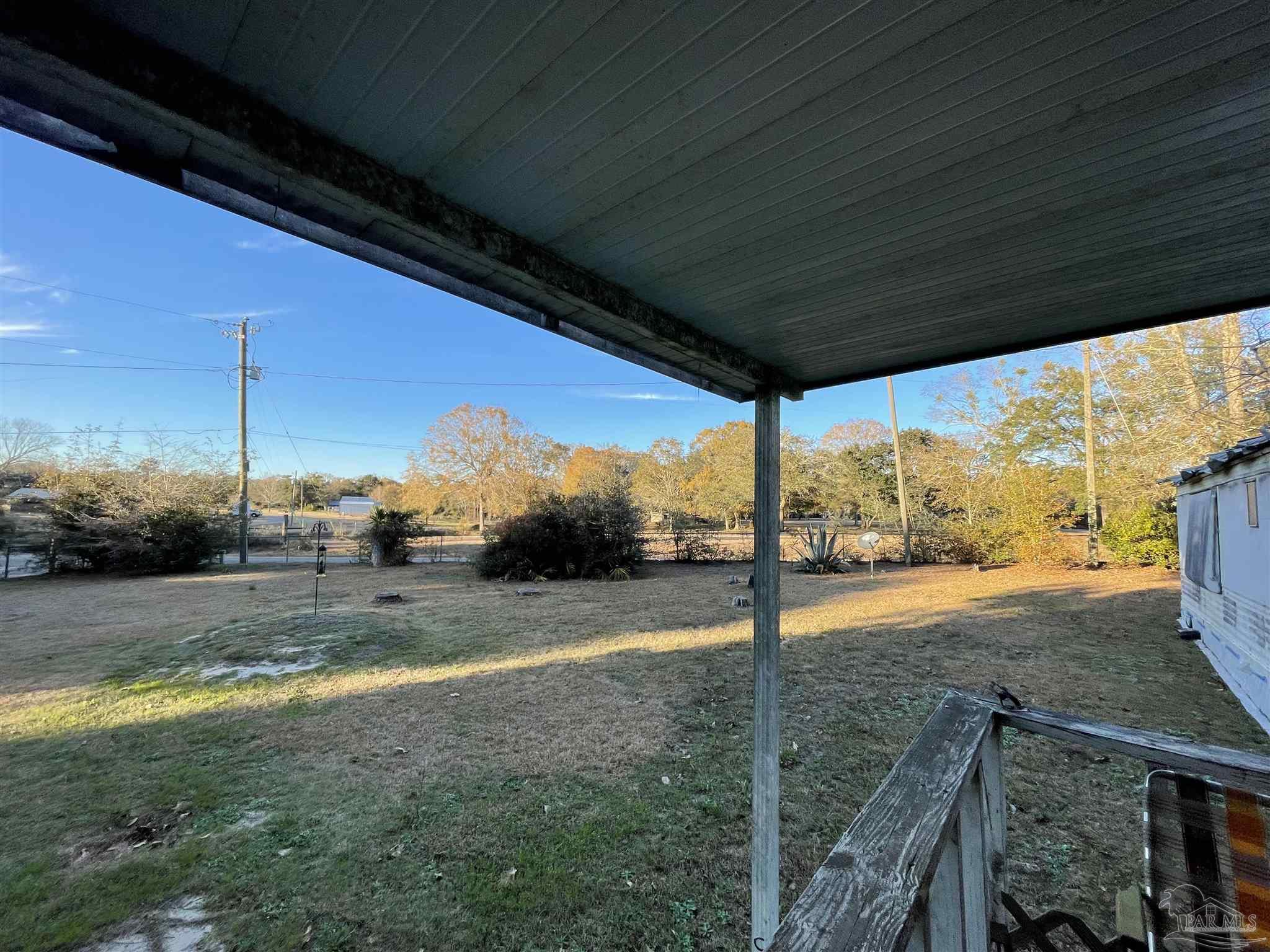 8393 Welcome Road Milton, FL 32583 - Photo 5 of 18 Gallery Image 5