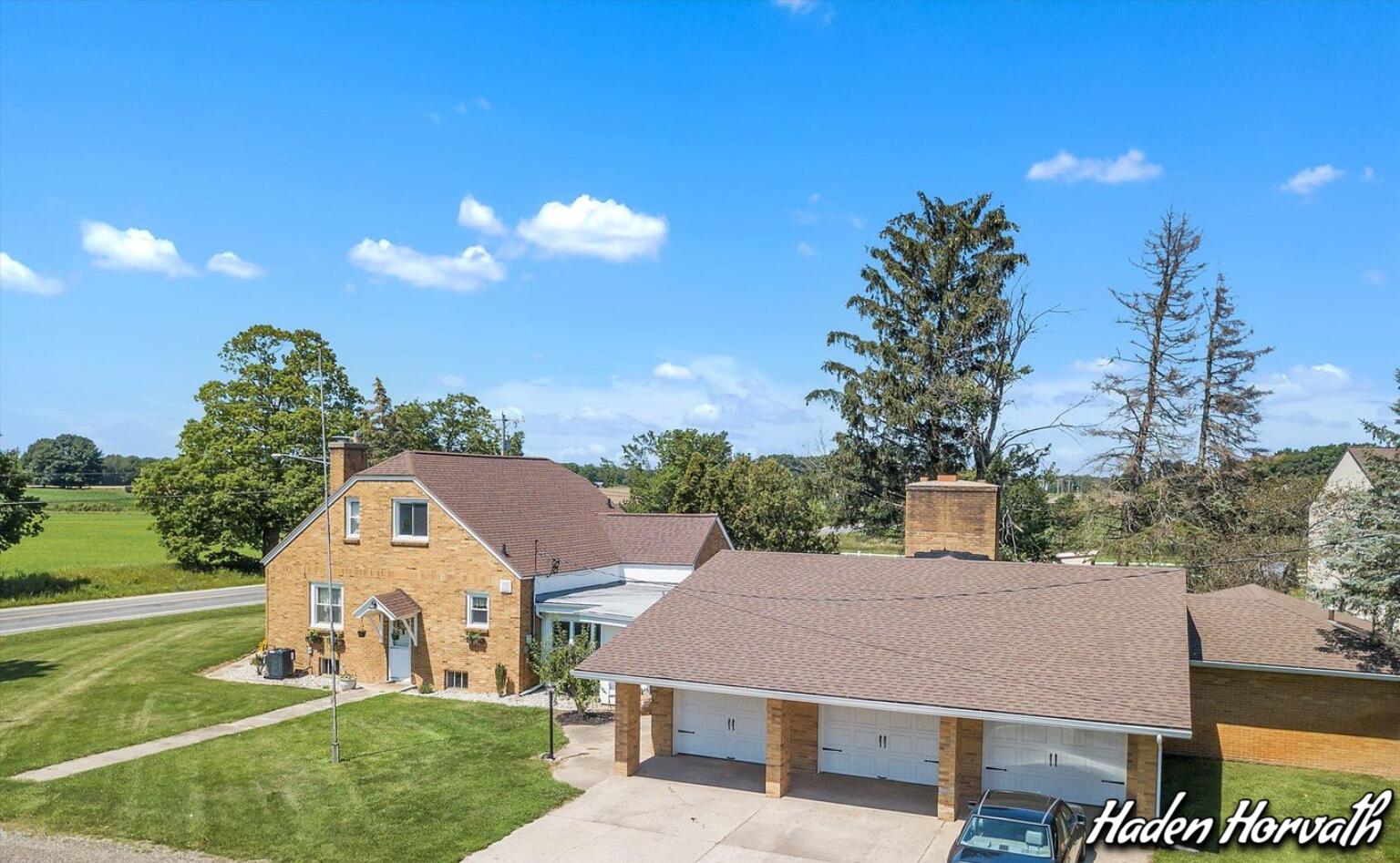 2940 South Ravenna Road Ravenna, MI 49451 - Photo 3 of 82 House