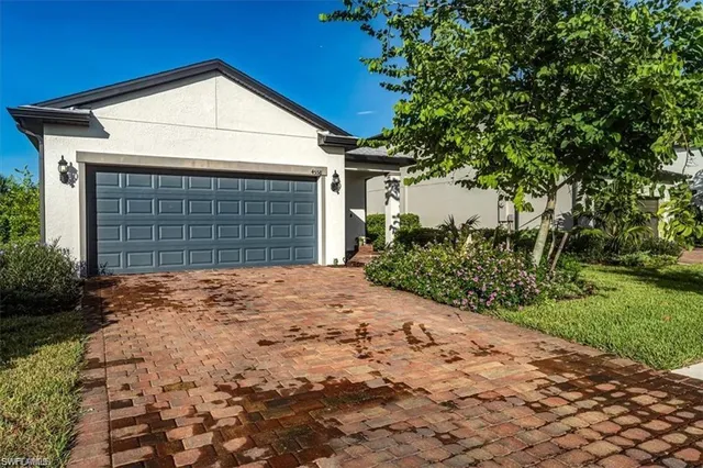 $2,300 | 4558 Lamaida Lane, Immokalee, FL 34142