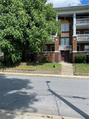 $135,000 | 3803 Pennsylvania Avenue, Unit 1N, Kansas City, MO 64111