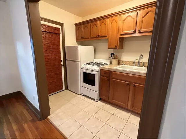 $135,000 | 3803 Pennsylvania Avenue, Unit 1N, Kansas City, MO 64111