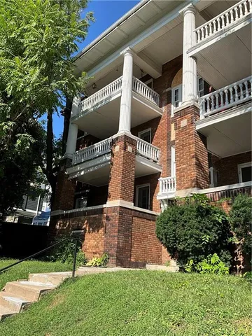 $135,000 | 3803 Pennsylvania Avenue, Unit 1N, Kansas City, MO 64111