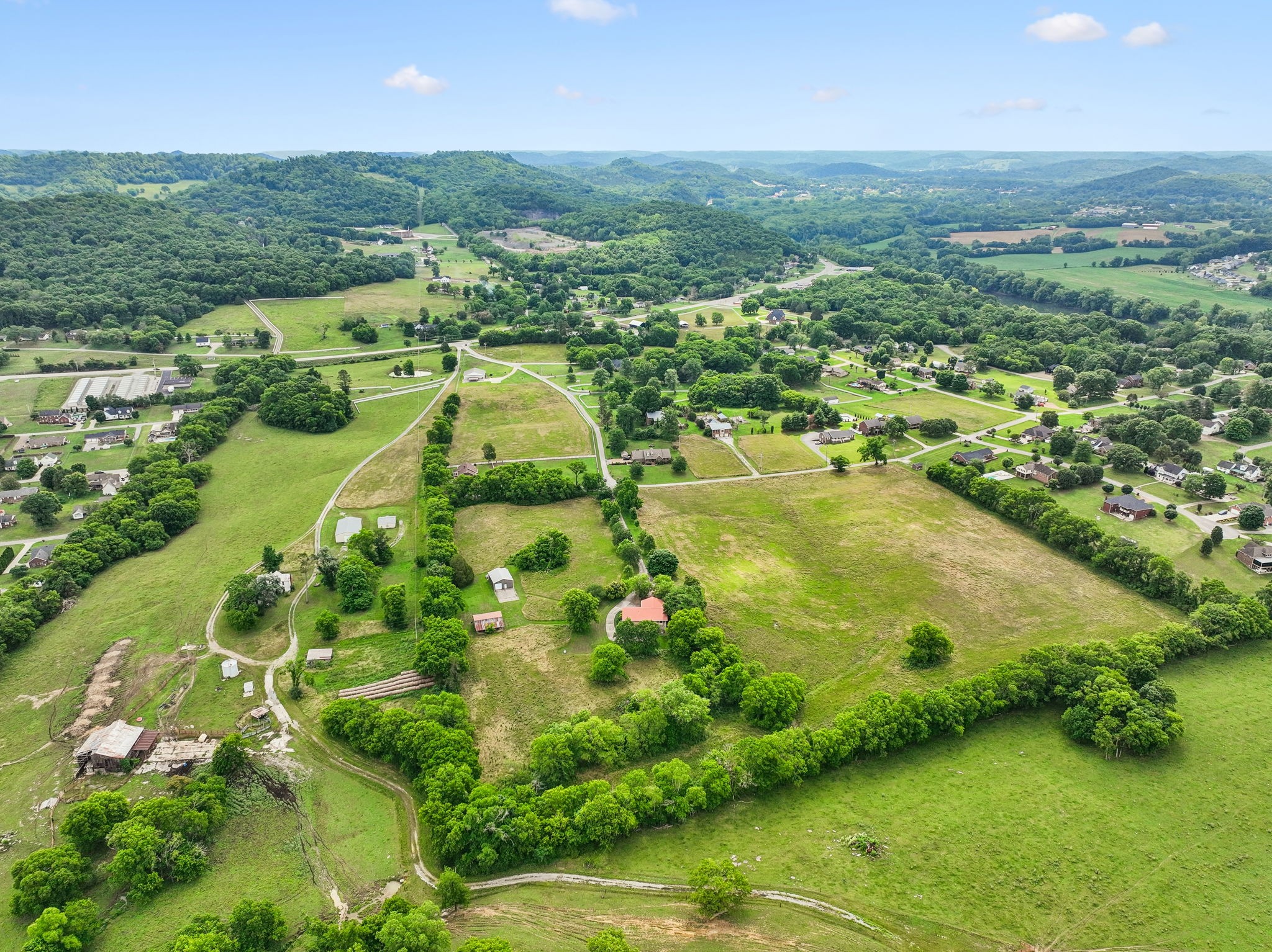 20 Riverbend Lane Carthage, TN 37030 - Photo 59 of 71 a view of a city
