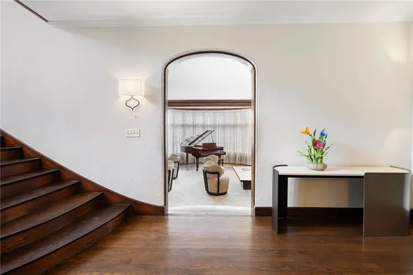 $3,895,000 | 330 Freeman Parkway, Providence, RI 02906