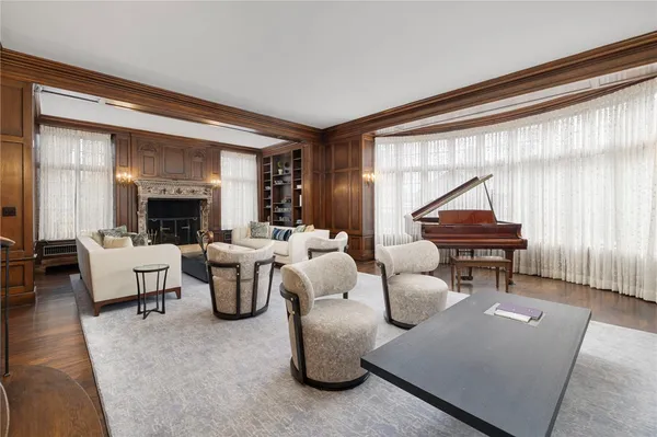 $3,895,000 | 330 Freeman Parkway, Providence, RI 02906