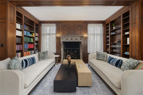 $3,895,000 | 330 Freeman Parkway, Providence, RI 02906