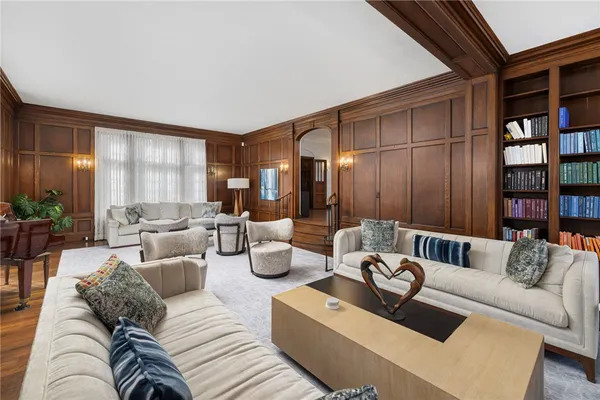 $3,895,000 | 330 Freeman Parkway, Providence, RI 02906