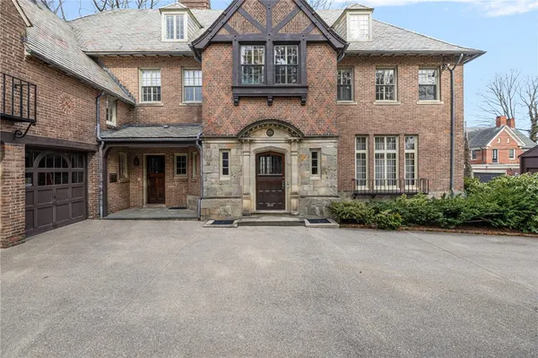 $3,895,000 | 330 Freeman Parkway, Providence, RI 02906
