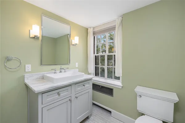 $3,895,000 | 330 Freeman Parkway, Providence, RI 02906