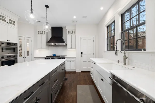 $3,895,000 | 330 Freeman Parkway, Providence, RI 02906