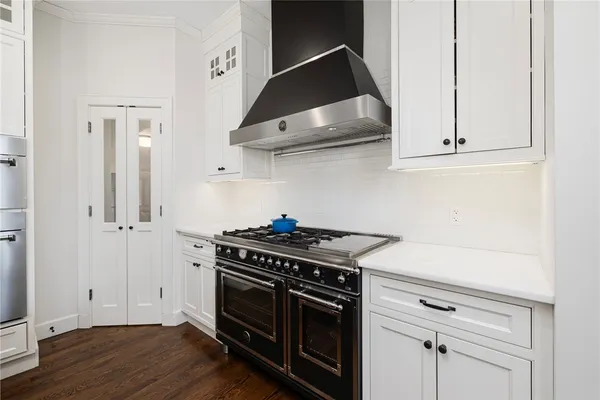 $3,895,000 | 330 Freeman Parkway, Providence, RI 02906