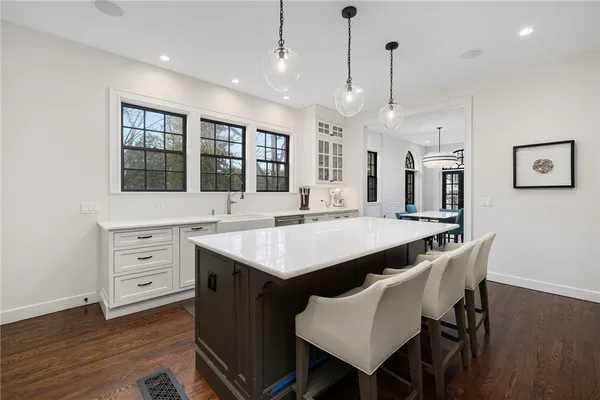 $3,895,000 | 330 Freeman Parkway, Providence, RI 02906
