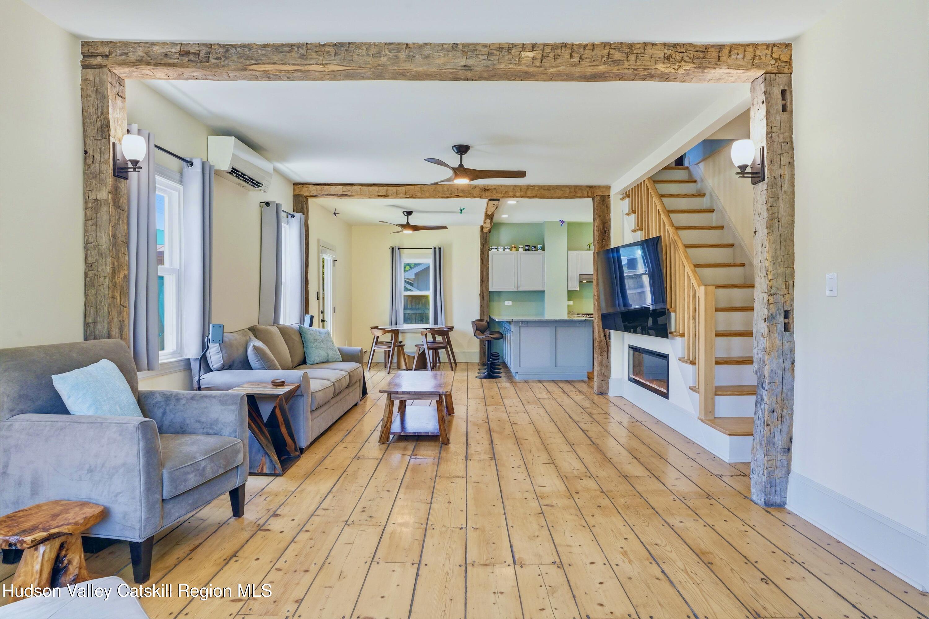 763 Springtown Road Tillson, NY 12486 - Photo 7 of 40 living room