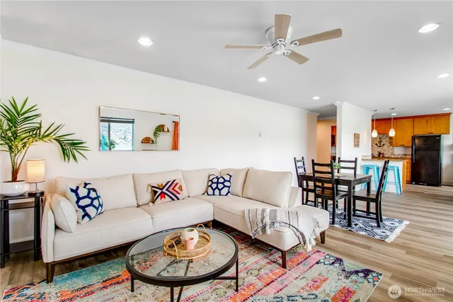 $450,000 | 1902 West Prospect Street, Unit 112, Chelan, WA 98816