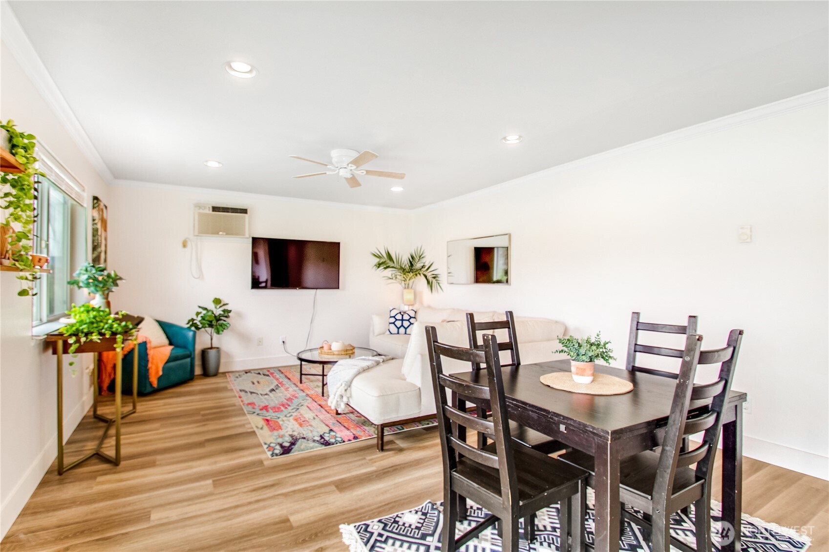 1902 West Prospect Street, Unit 112 Chelan, WA 98816 - Photo 5 of 29