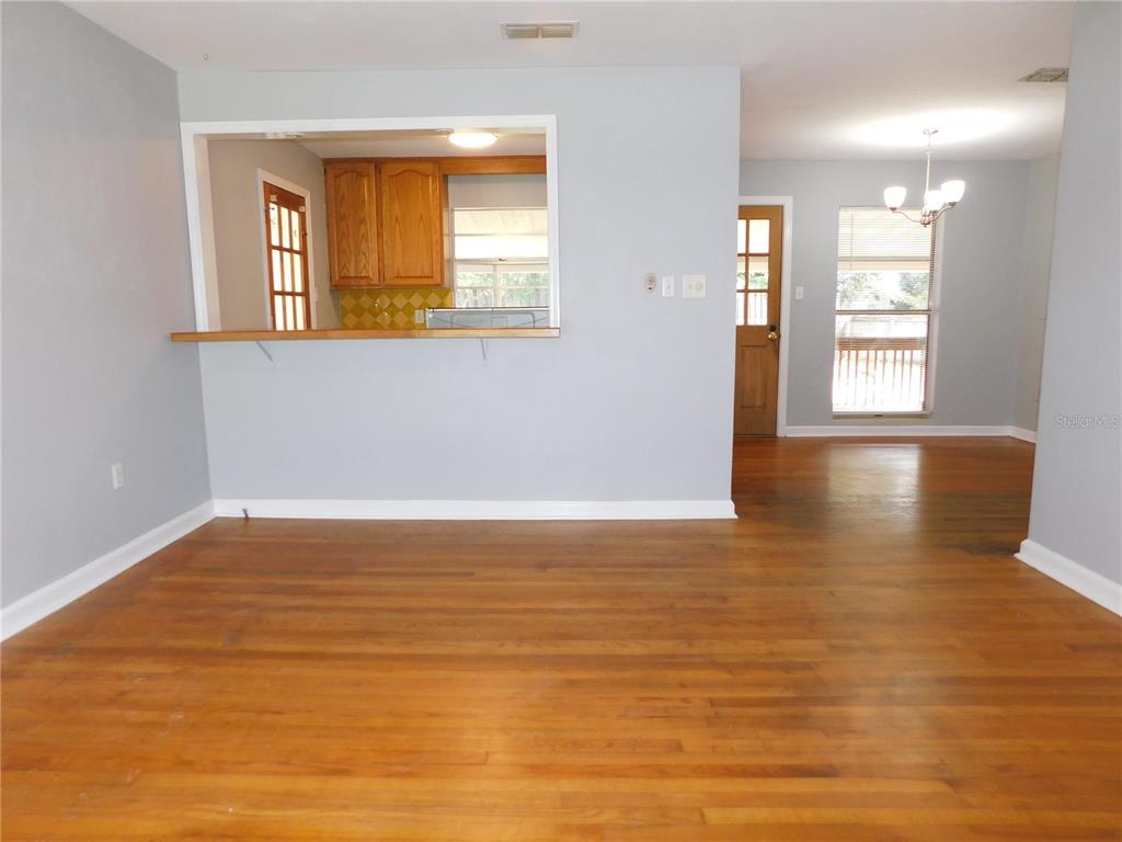 507 Northwest 34th Terrace Gainesville, FL 32607 - Photo 2 of 23
