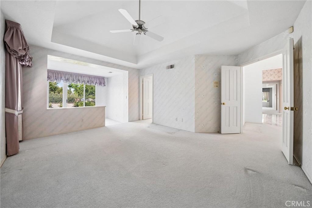 26072 Charing Cross Road Valencia, CA 91355 - Photo 80 of 105